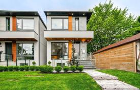 4-zimmer haus in der stadt in East York, Kanada. C$1 699 000