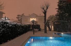 10-zimmer villa 4500 m² in Kadıköy, Türkei. $6 500 000
