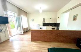 12-zimmer haus in der stadt 500 m² in Vake-Saburtalo, Georgien. $485 000