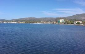 Küstennahes Entwicklungsgrundstück auf Evia: 45.683 m² zwischen Eretria und Amarynthos, € 12/m².. 540 000 €