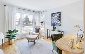 4-zimmer haus in der stadt in Etobicoke, Kanada. C$1 735 000