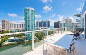 Wohnung – Miami, Florida, Vereinigte Staaten. 1 611 000 €