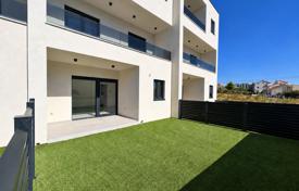 3-zimmer wohnung 111 m² in Vodice, Kroatien. 295 000 €