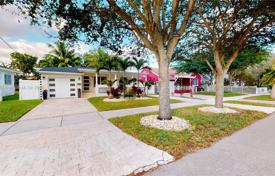 2-zimmer haus in der stadt 162 m² in Miami, Vereinigte Staaten. $865 000