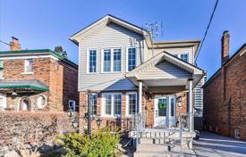 5-zimmer haus in der stadt in East York, Kanada. C$1 661 000