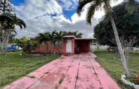 3-zimmer haus in der stadt 98 m² in Hialeah, Vereinigte Staaten. $460 000