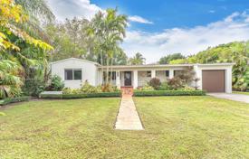 Haus in der Stadt – South Miami, Florida, Vereinigte Staaten. $950 000