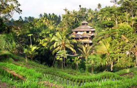 Villa – Kerobokan, Badung, Indonesien. 5 700 €  pro Woche