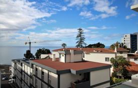 Wohnung – São Martinho, Funchal, Madeira,  Portugal. 220 000 €