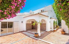 Villa – Marbella, Andalusien, Spanien. 1 675 000 €