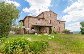 20-zimmer villa in Montecatini Val di Cecina, Italien. Price on request