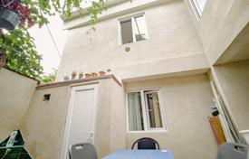 8-zimmer haus in der stadt 150 m² in Tiflis, Georgien. $130 000