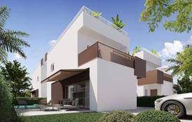 3-zimmer villa 215 m² in Elche, Spanien. 595 000 €