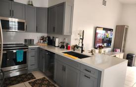 3-zimmer haus in der stadt 138 m² in West End, Vereinigte Staaten. $525 000