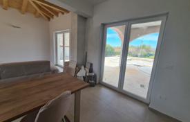 2-zimmer haus in der stadt 138 m² in Brtonigla, Kroatien. 580 000 €