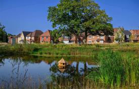 3-zimmer einfamilienhaus 116 m² in Hampshire, Vereinigtes Königreich. £675 000