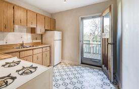 12-zimmer haus in der stadt in Old Toronto, Kanada. C$2 041 000