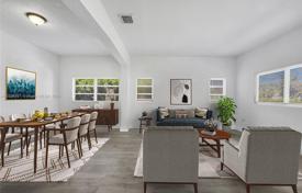 3-zimmer haus in der stadt 115 m² in Miami, Vereinigte Staaten. $575 000