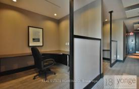 5-zimmer wohnung in Yonge Street, Kanada. C$787 000