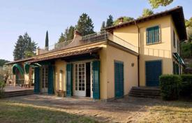 Villa – Fiesole, Toskana, Italien. 4 600 000 €