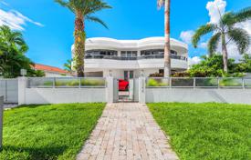 Haus in der Stadt – North Miami Beach, Florida, Vereinigte Staaten. $5 600 000
