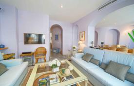 3-zimmer wohnung 214 m² in Marbella, Spanien. 850 000 €