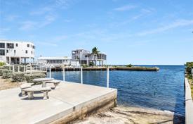 Haus in der Stadt – Key Largo, Florida, Vereinigte Staaten. $2 489 000