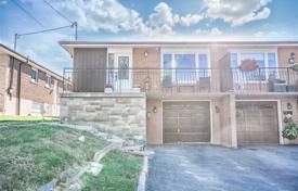 4-zimmer stadthaus in North York, Kanada. C$948 000