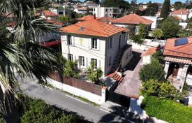 6-zimmer villa in Cap d'Antibes, Frankreich. 1 650 000 €