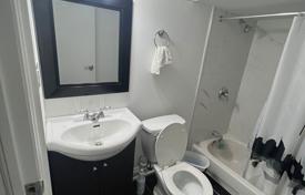 13-zimmer haus in der stadt in Scarborough, Kanada. C$1 941 000