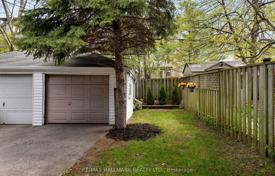7-zimmer stadthaus in Old Toronto, Kanada. C$1 568 000