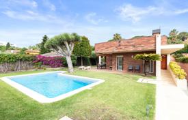4-zimmer villa 420 m² in Sant Vicenç de Montalt, Spanien. 1 300 000 €