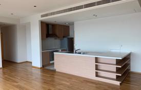 3-zimmer appartements in eigentumswohnungen in Khlong Toei, Thailand. $2 970  pro Woche