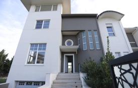 6-zimmer villa 590 m² in Beylikdüzü, Türkei. $2 850 000