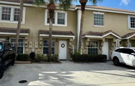 Eigentumswohnung – Pembroke Pines, Broward, Florida,  Vereinigte Staaten. $386 000