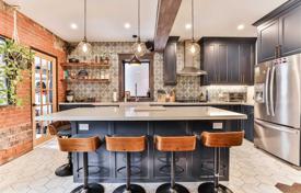 7-zimmer haus in der stadt in York, Kanada. C$2 571 000