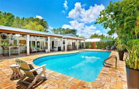 Villa – Pinecrest, Florida, Vereinigte Staaten. $1 249 000