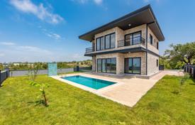4-zimmer villa 240 m² in Avsallar, Türkei. $444 000