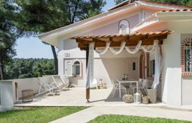 9-zimmer landgut 495 m² in Sani, Griechenland. 980 000 €