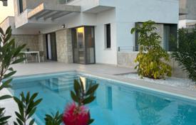 4-zimmer einfamilienhaus 257 m² in Finestrat, Spanien. 850 000 €