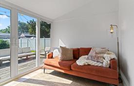 3-zimmer haus in der stadt 132 m² in Miami, Vereinigte Staaten. $1 049 000