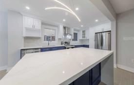 4-zimmer haus in der stadt in Scarborough, Kanada. C$1 634 000