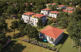 New residential complex with apartments in Gironde, Frankreich. ab 302 000 €