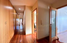 6-zimmer einfamilienhaus 511 m² in Porto (city), Portugal. 650 000 €