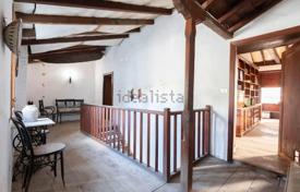 8-zimmer villa 380 m² in Arona, Spanien. 600 000 €