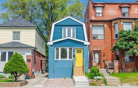Haus in der Stadt – East York, Toronto, Ontario,  Kanada. C$1 117 000