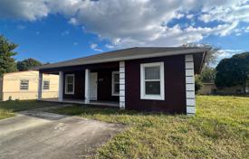 3-zimmer haus in der stadt 118 m² in Miami, Vereinigte Staaten. $400 000