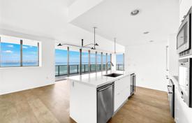 3-zimmer appartements in eigentumswohnungen 160 m² in Collins Avenue, Vereinigte Staaten. $3 950 000