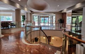 6-zimmer wohnung in Scarborough, Kanada. C$1 035 000