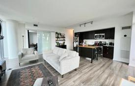 Wohnung – The Queensway, Toronto, Ontario,  Kanada. C$968 000